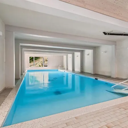 Alpin-studio I I Schwimmbad I Sauna I Bike I Hike アローザ